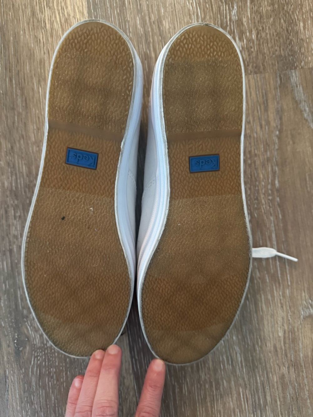 Keds White Canvas Low-Top Sneakers never worn, no tags - Picture 2 of 3